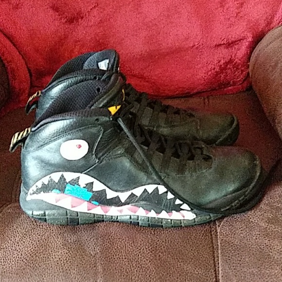 Shoes - Picture 3 of 4